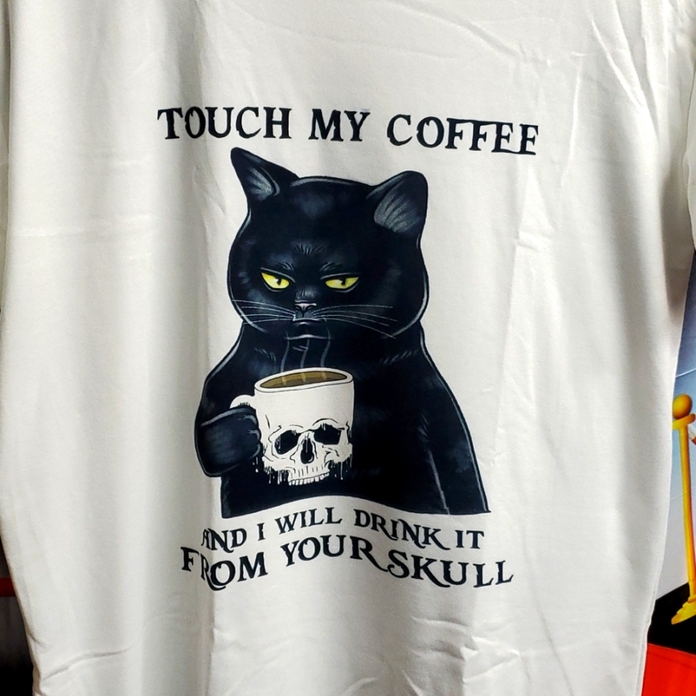 🥰NWOT 🥰Cute 🥰T-shirt size 🥰Medium 🥰
